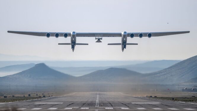 Stratolaunch launches 1st rocket-powered flight of hypersonic prototype from world’s largest airplane