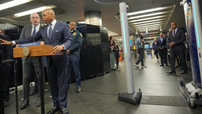 ‘This Is a Sputnik Moment’: NYC Is Adding AI Metal Detectors to the Subway