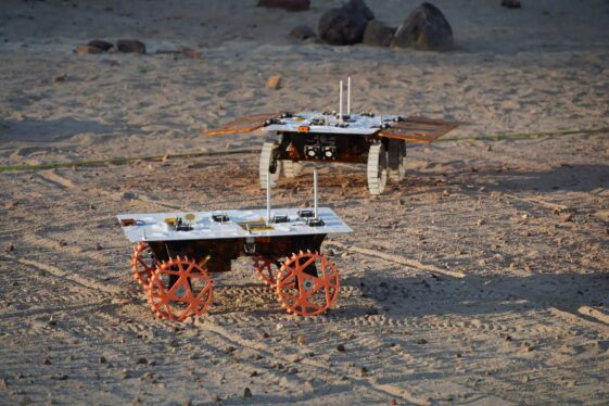 Trio of mini moon rovers pass key tests ahead of upcoming lunar launch (photos)