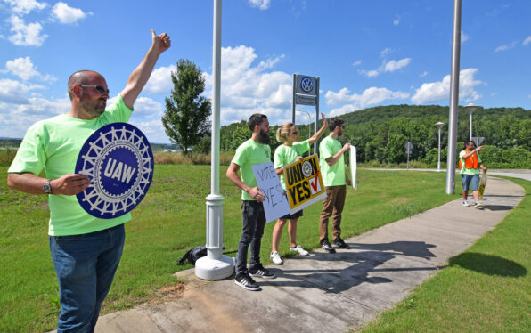 UAW says workers at VW Tennessee plant file for union election