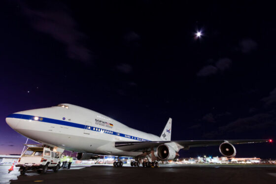 Daily Telescope: A flying telescope gets photobombed by some planets