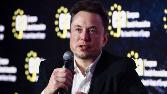 Elon Musk: AI will be smarter than any human around the end of next year