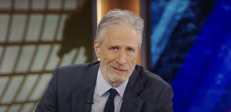 Jon Stewart Confirms Apple Wouldn’t Let Him Do Show on AI With FTC Chair