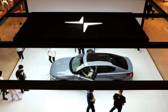 Polestar posts 40% slump in Q1 deliveries