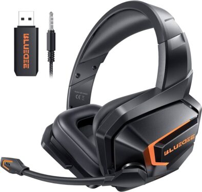 This headset and mic combo is 40% off — perfect for streaming