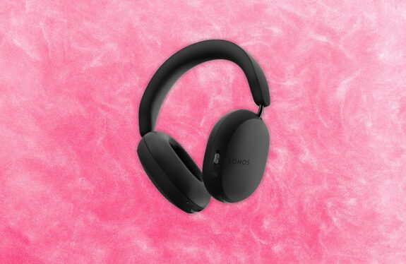 Sonos finally made some headphones