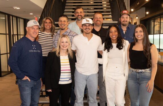UMG Nashville Signs Tucker Wetmore in Partnership With Back Blocks Music