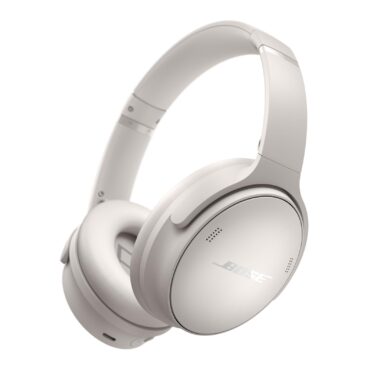 Amazon discounted Bose QuietComfort headphones by $100