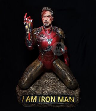 Tony Stark Is the Ultimate Baseball Fan in Creative Iron Man Cosplay
