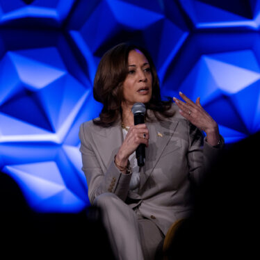 A Kamala Harris Presidency Could Mean More of the Same on A.I. Regulation