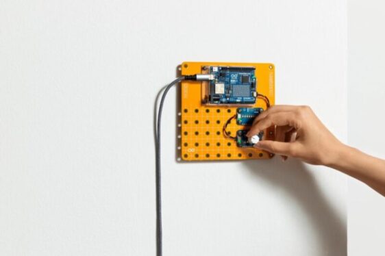 Arduino’s Plug and Make Kit lets your hacking imagination run wild, sans solder