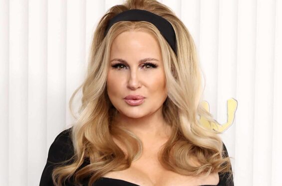 Bunnie XO Smooches Jelly Roll & Shares Jennifer Coolidge Impression at Fourth of July Celebration