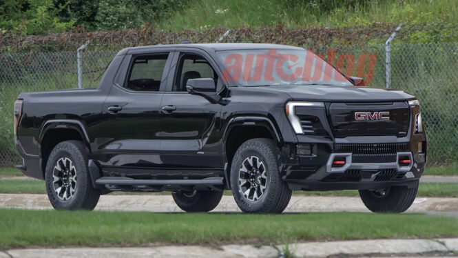 GMC Sierra EV AT4, Chevy Silverado EV Trail Boss caught in spy photos