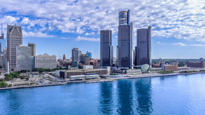 GM’s RenCen headquarters in Detroit could face demolition
