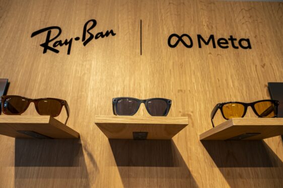 Meta Exploring Stake in Ray-Ban’s Parent Company