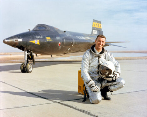 NASA Remembers Retired Astronaut, US Air Force Pilot Joe Engle