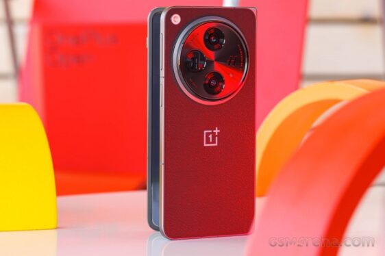 OnePlus Open 2 to have a massive battery, rumor claims