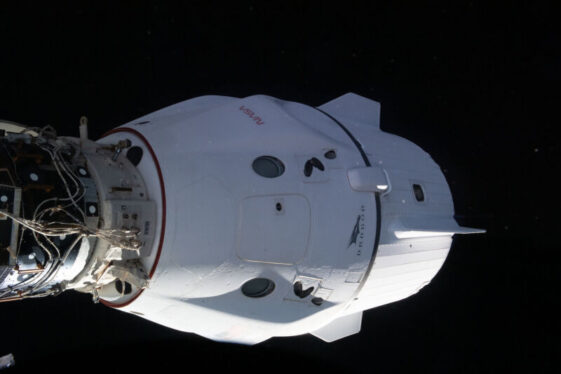 SpaceX moving Dragon splashdowns to Pacific to solve falling debris problem