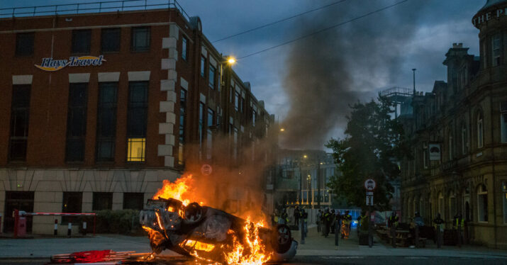 Elon Musk Clashes With Keir Starmer Over Riots in UK