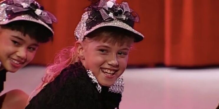 Full House Star Jodie Sweetin Recreates Stephanie’s School Dance 30 Years Later