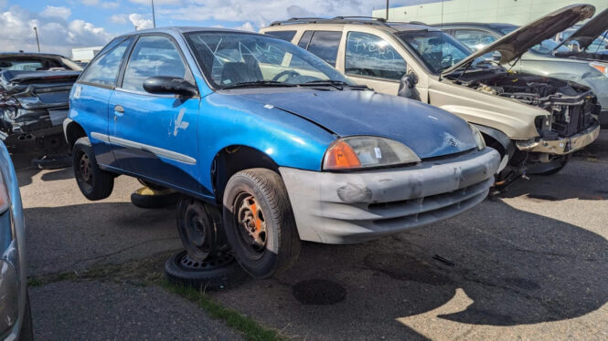 Junkyard Gem: 2000 Suzuki Swift