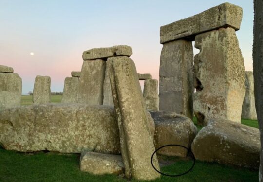 Scientists solved mysterious origin of Stonehenge’s Altar Stone: Scotland