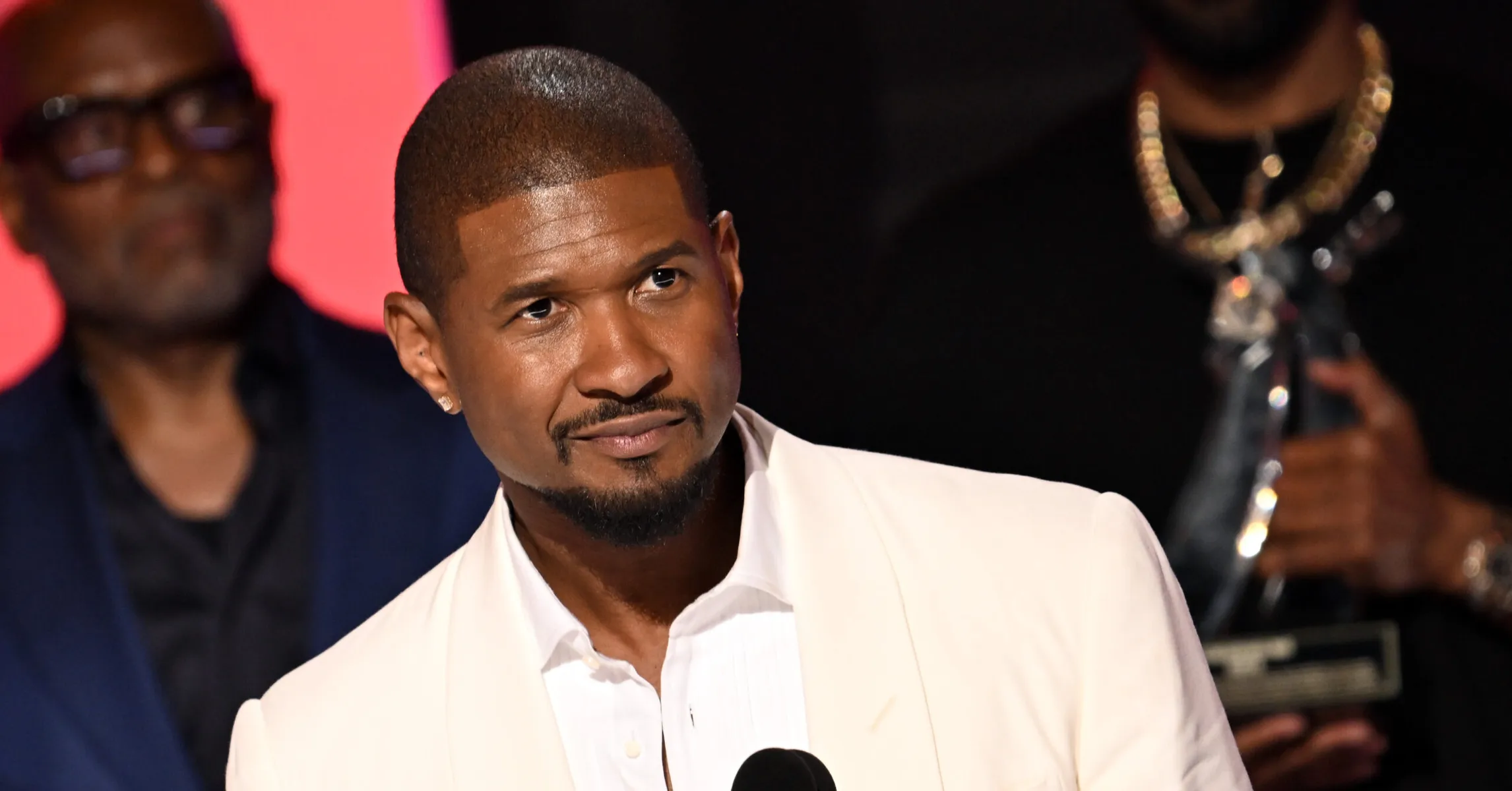 Usher Finally Kicks Off Past Present Future Tour After Suffering Neck Injury