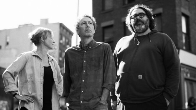 Yo La Tengo Offer To Play Your Backyard In Support of Kamala Harris/Tim Walz Presidential Bid: ‘Yo La Tengo Will Come To You’