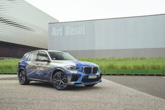 BMW explains why it will sell hydrogen fuel cells in 2028