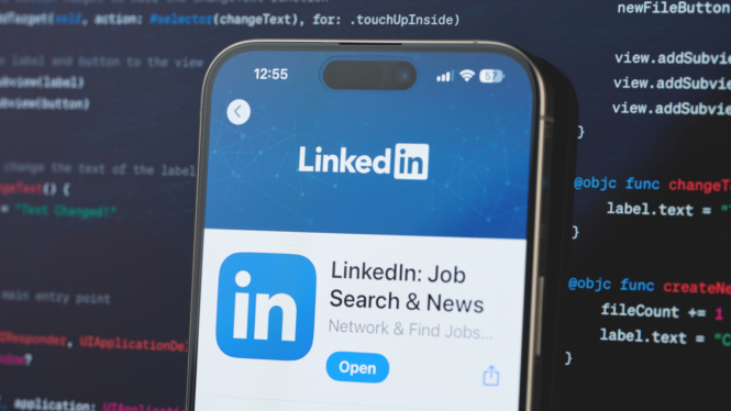 How to stop LinkedIn from training AI on your data