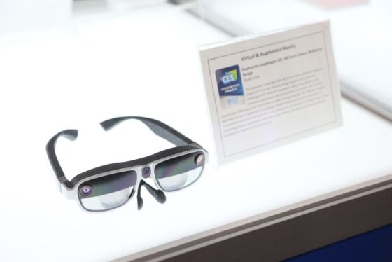 Qualcomm says it’s working on mixed reality smart glasses with Samsung and Google