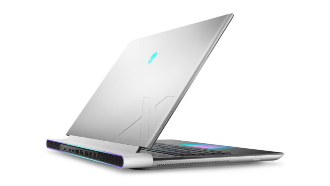 This Alienware gaming laptop just dropped from $1,700 to $1,200