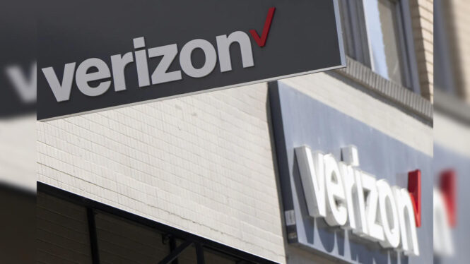 Verizon customers face mass-scale outage across the US