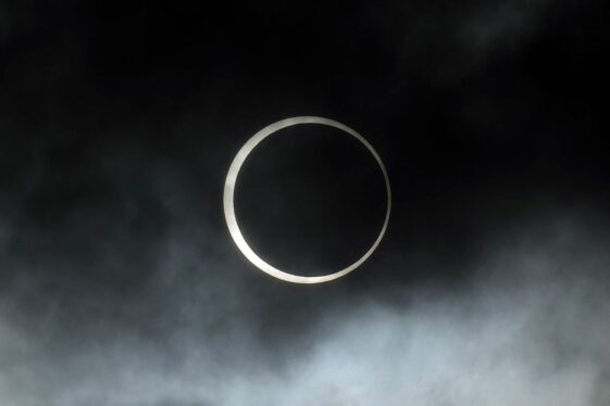 Annular solar eclipse 2024 wows skywatchers with ‘ring of fire’ over Easter Island, South America (videos, photos)