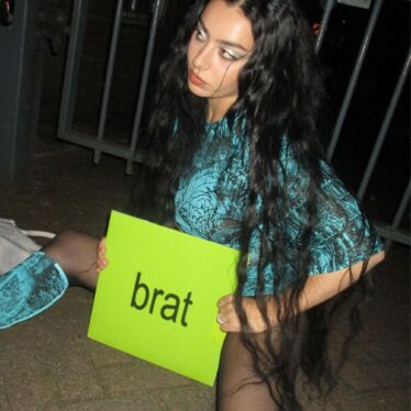 Charli XCX Reigns In Australia With ‘Brat’