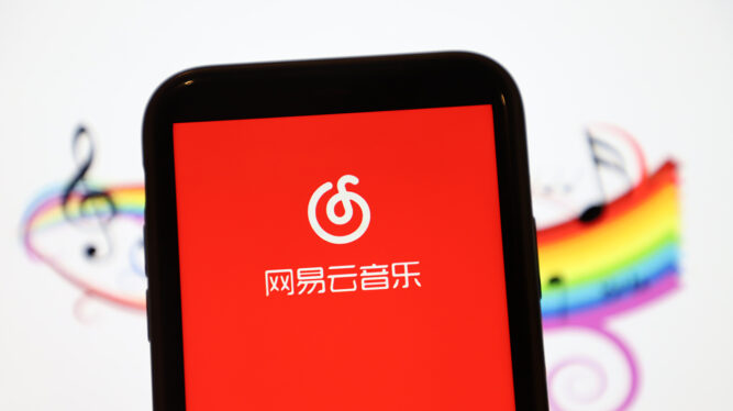 Chinese Music Streamers Again Lead Music Stocks in Mixed Week for Markets