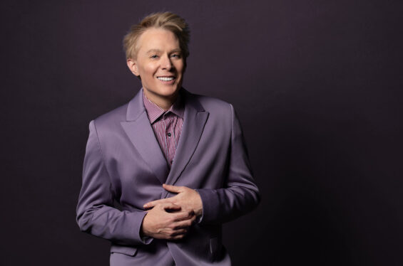 Clay Aiken Returning to Music a Decade Later With New Holiday Album ‘Christmas Bells Are Ringing’