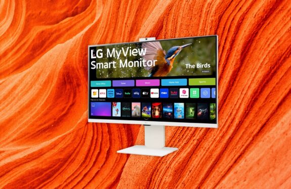 LG MyView Smart Monitor (32SR85U-W) Review: A Fun 2-In-1 Screen