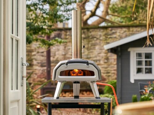 Ooni’s Karu 2 Pro pizza oven has app connectivity and a bigger window