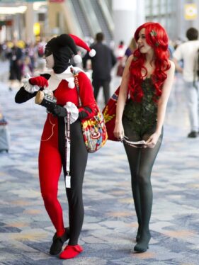 Poison Ivy & Harley Quinns New Costumes Are the Perfect DIY Couples Cosplay