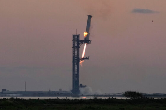 SpaceX Achieves Its First-Ever ‘Chopsticks’ Landing