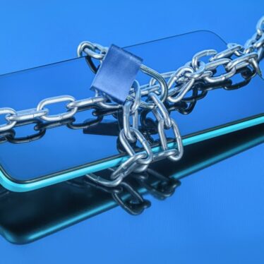 T-Mobile, AT&T oppose unlocking rule, claim locked phones are good for users