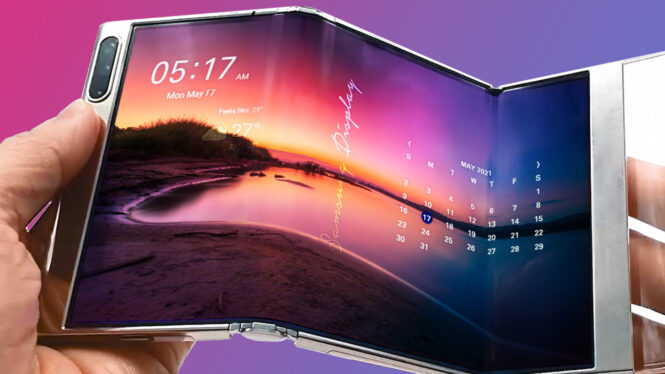 We just got an early tease for Samsung’s next folding phones