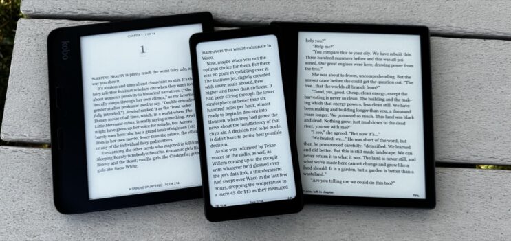 Get This Incredible Phone-Sized E-Reader While It’s at Its Lowest Ever Price