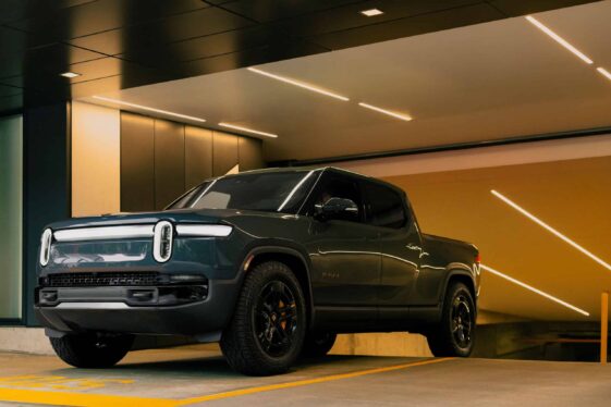 Rivian offers $3,000 off select EVs to gasoline, hybrid vehicle drivers