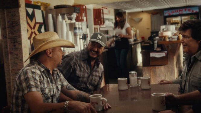 Luke Bryan, Shenandoah & Jason Aldean Team Up for ‘Sunday in the South’ Music Video