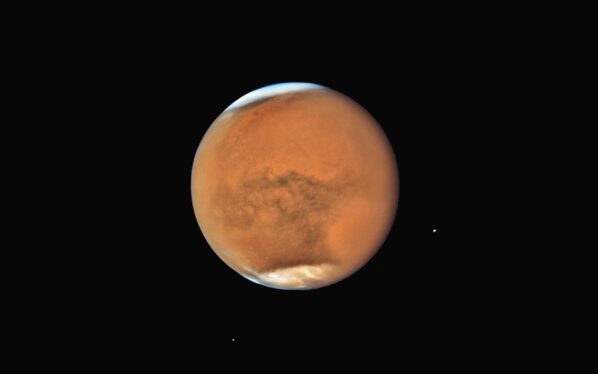 Sunny days on Mars come with a weather warning: Dust storms ahead!