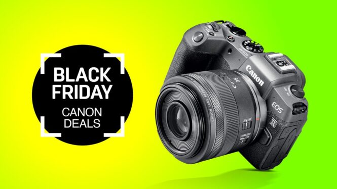 This Canon mirrorless camera is $379 off for Cyber Monday