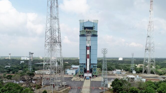 India launches 2 SpaDeX satellites on ambitious space docking test for future moon mission, space station