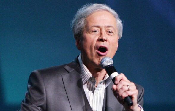 Wayne Osmond, Beloved Osmond Brothers Singer, Dies at 73